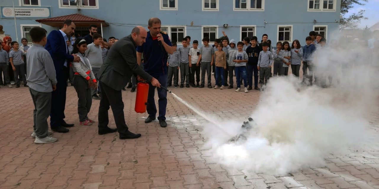 Büyükşehir İtfaiyesi öğrencileri afetlere karşı bilinçlendiriliyor
