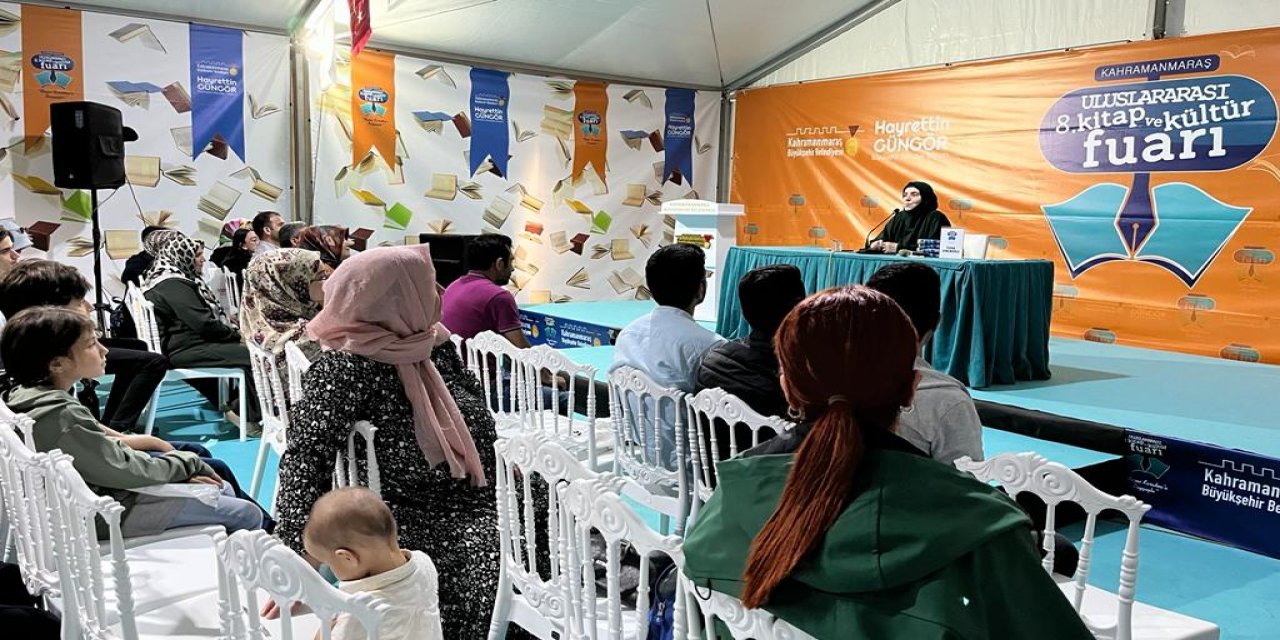 Kahramanmaraş Kitap Fuarı’nda Emine Şenlikoğlu söyleşisine yoğun ilgi