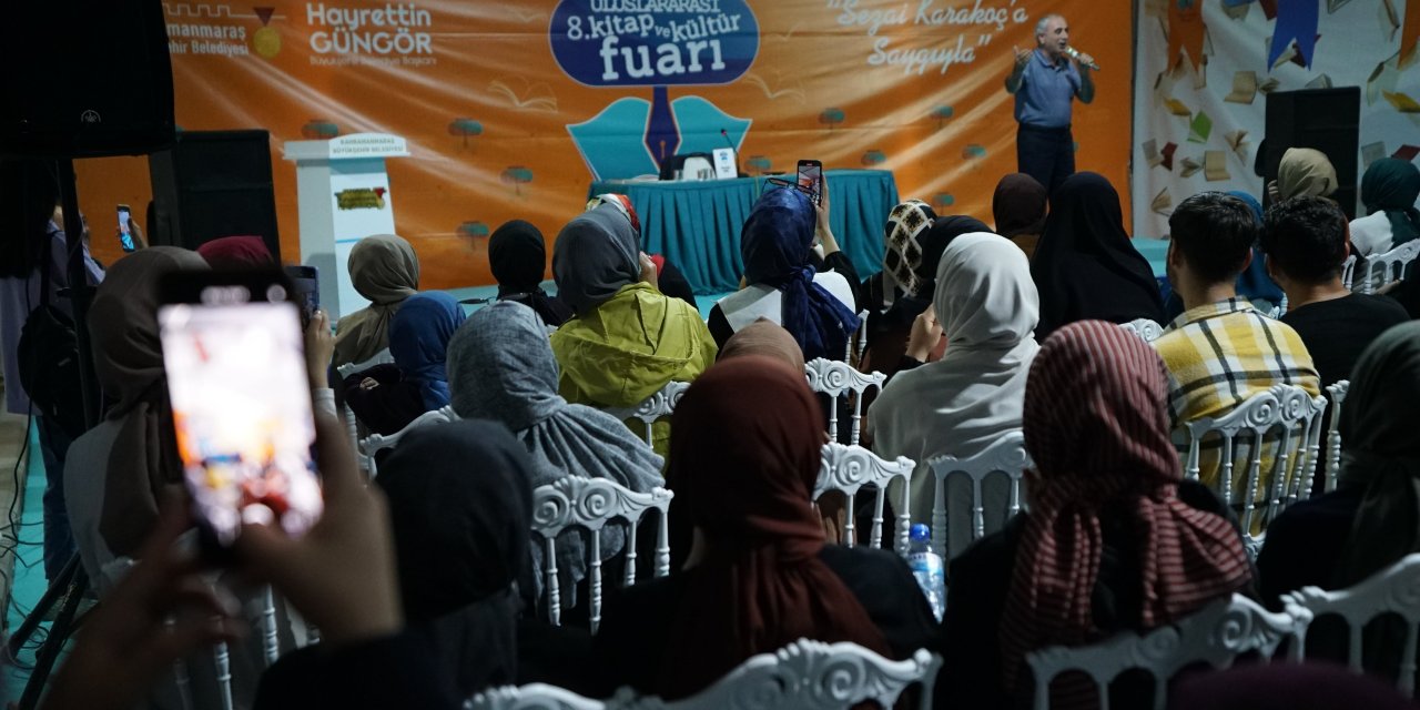 Yağmur’un yazarı Şair Nurullah Genç okurlarıyla buluştu