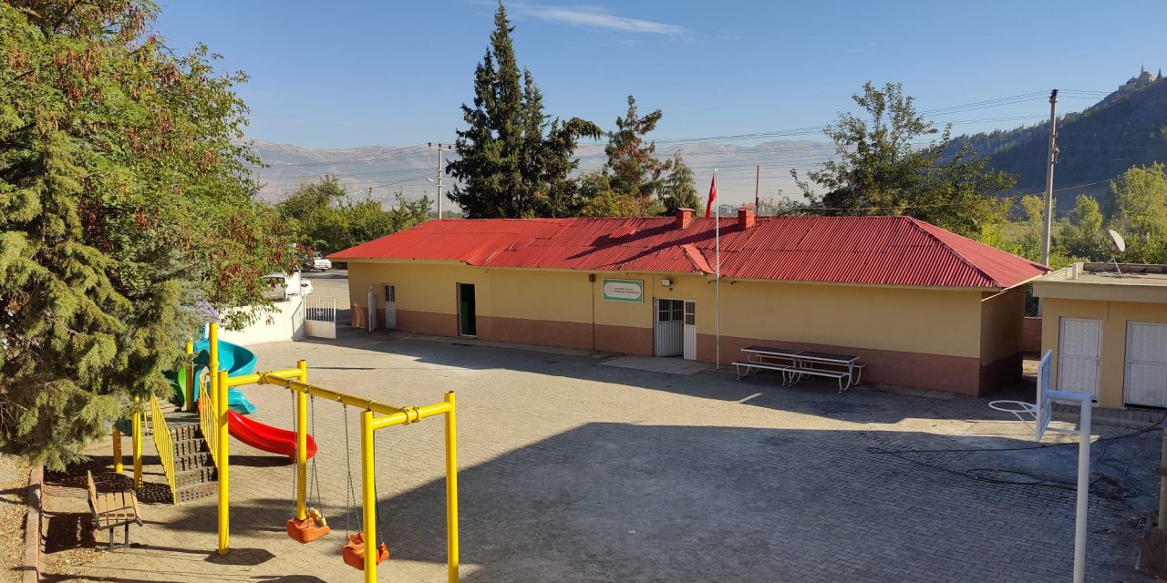 Onikişubat ve Ekinözü ilçelerinde Köy Yaşam Merkezleri hizmete açıldı