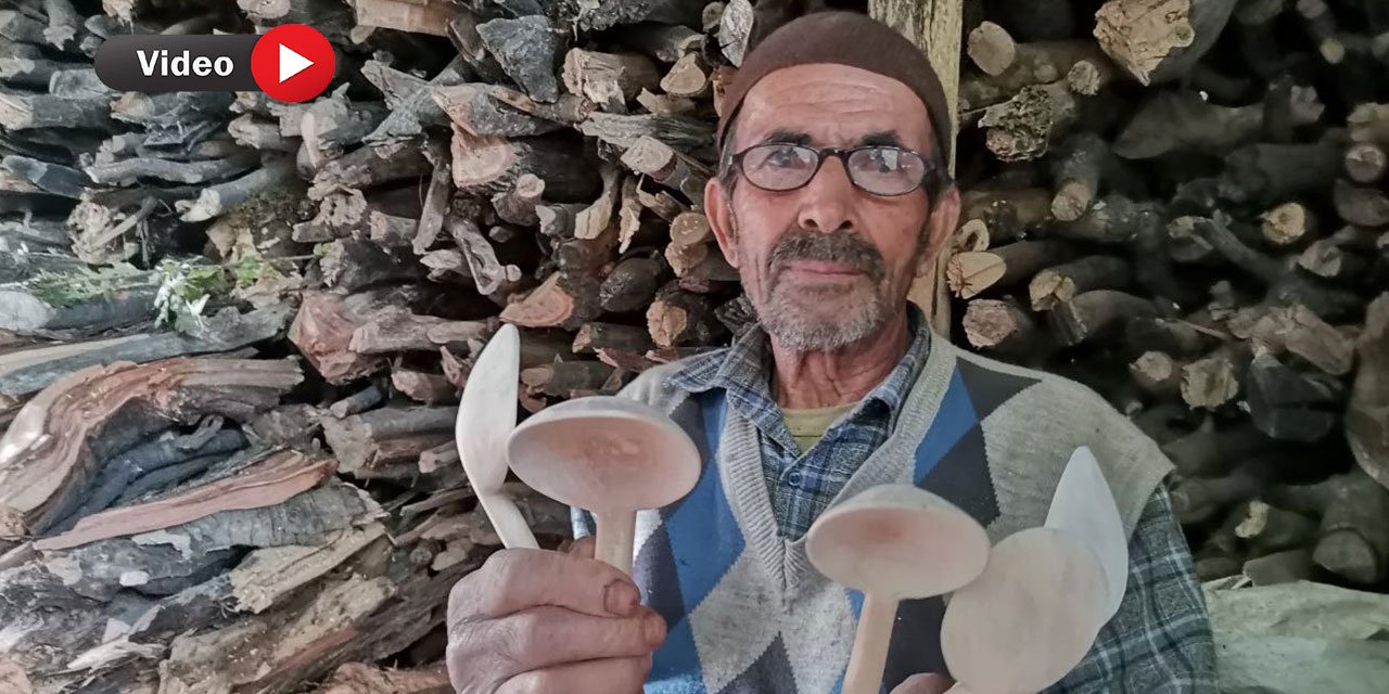 Kahramanmaraş’ta Emeğinin Karşılığını 40 Yıldır Kaşıkla Topluyor