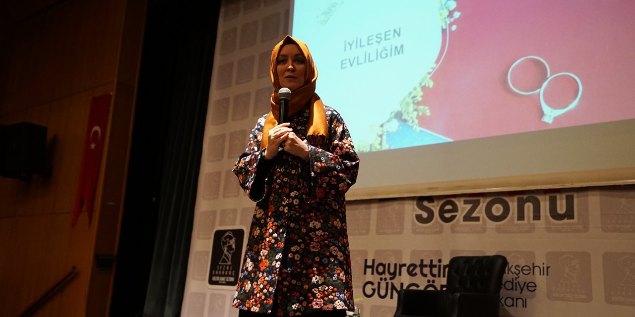 Yazar Tongar, Kahramanmaraş'ta Ailenin Önemini Anlattı