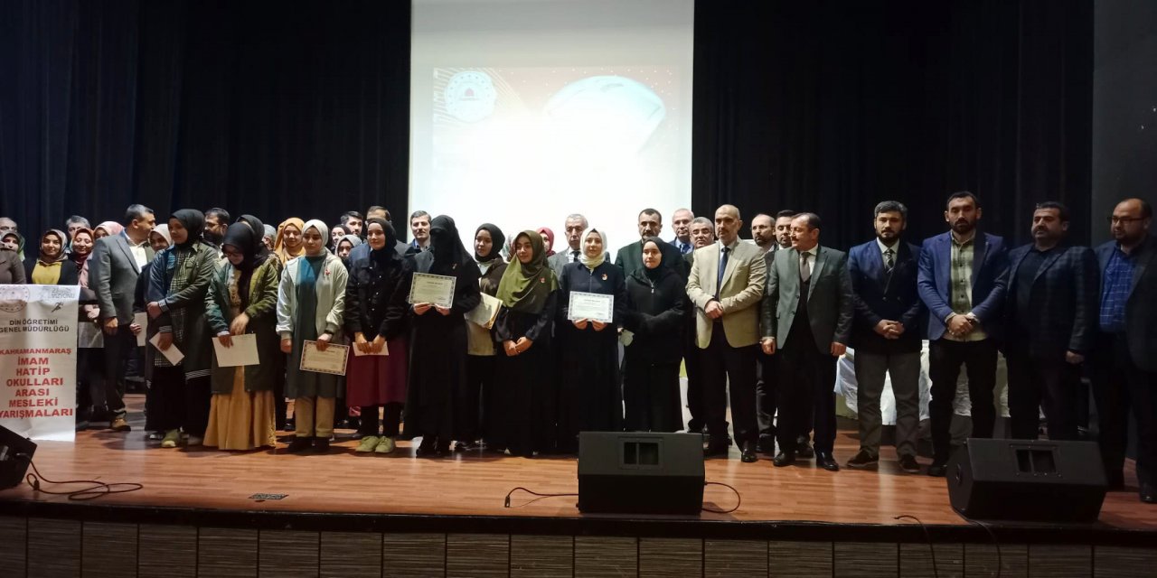 Kahramanmaraş’ta "Genç Nida Kur'an-I Kerim'i Güzel Okuma" ve "Hafızlık" Yarışmaları Yapıldı