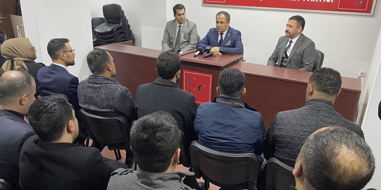 Kahramanmaraş Ülkü Ocakları’ndan MHP İl Başkanı Vahit Demiröz’e Tebrik Ziyareti