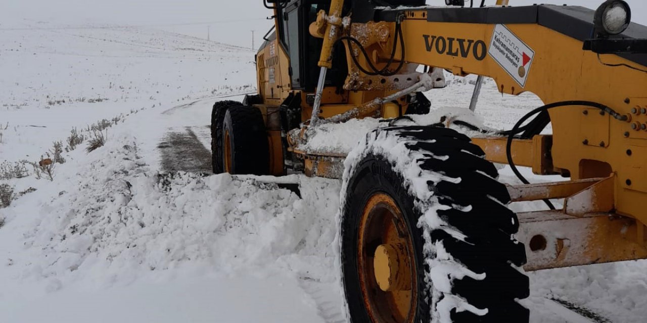 Kahramanmaraş’ta Karla Mücadele Çalışmaları Sürüyor