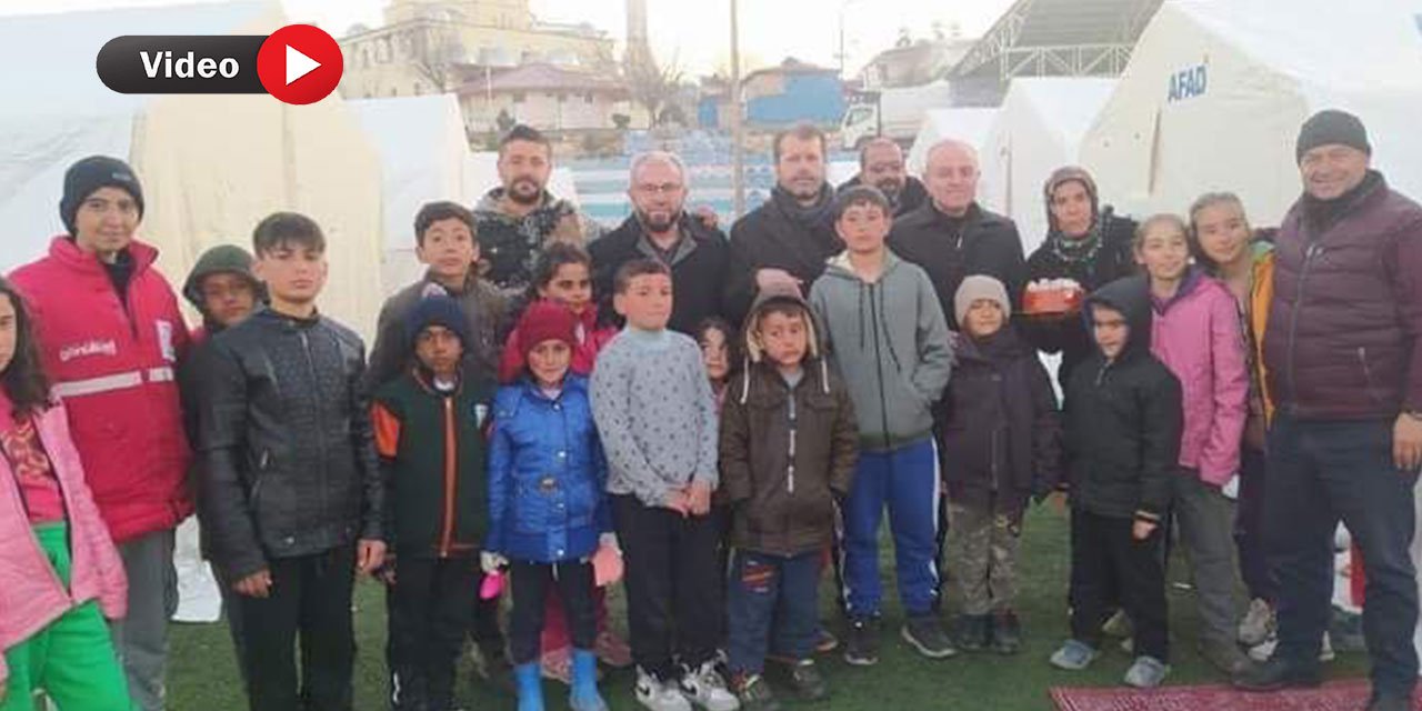 Kahramanmaraşlı Depremzede Miraç'a Çadırda Doğum Günü Sürprizi