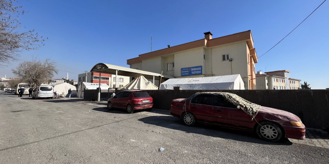 Kahramanmaraş’ta Taziye Evlerinde Çamaşır Yıkama ve Duş Alanları Oluşturdu