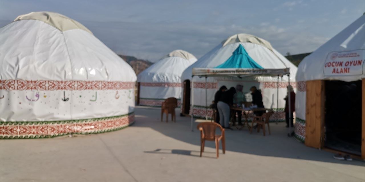 Kahramanmaraş’ta Kırgız Çadırında ‘TEK YÜREK’ Oldular