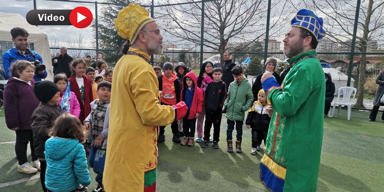 Kırgız Çocuklar Kahramanmaraş'a Oyuncaklarını Gönderdi