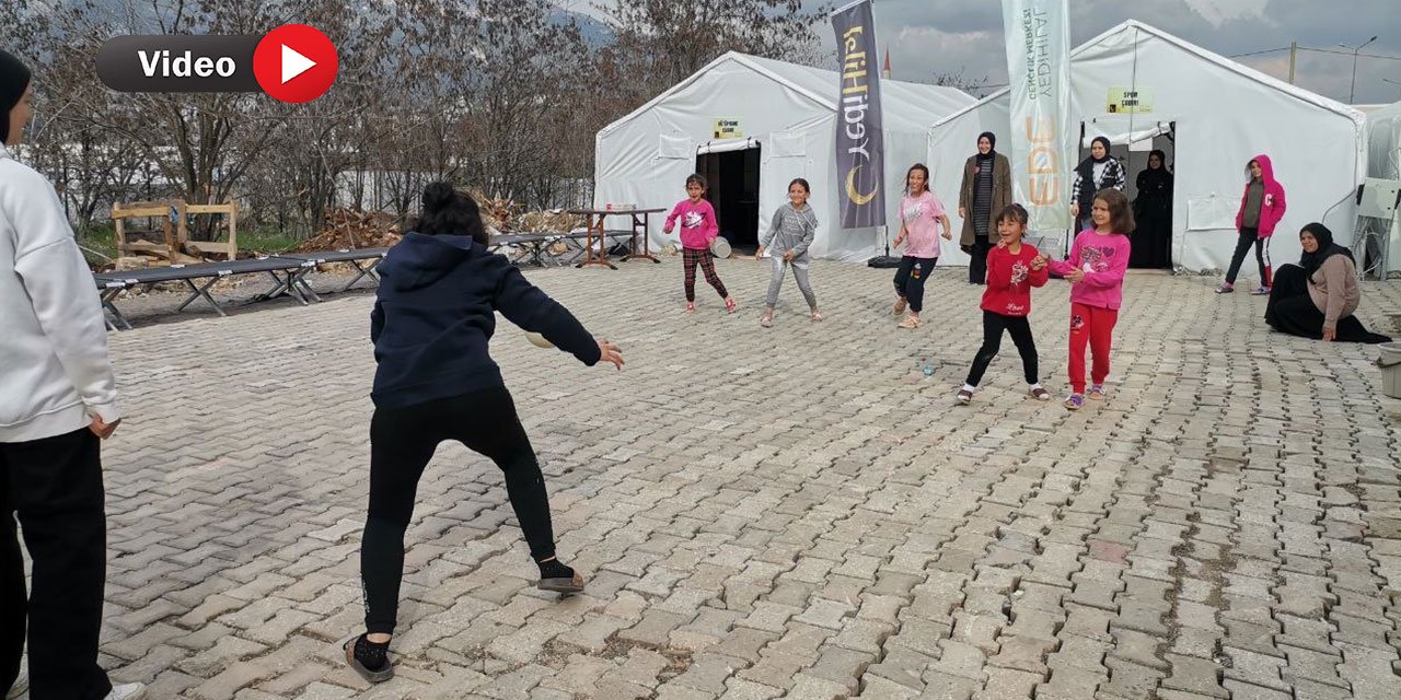 Deprem Bölgesi Kahramanmaraş'ta Gençlik Merkezi Kuruldu