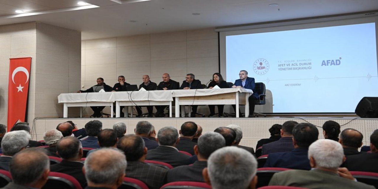 Kahramanmaraş’ta Muhtarlarla Son Bilgiler Paylaşıldı