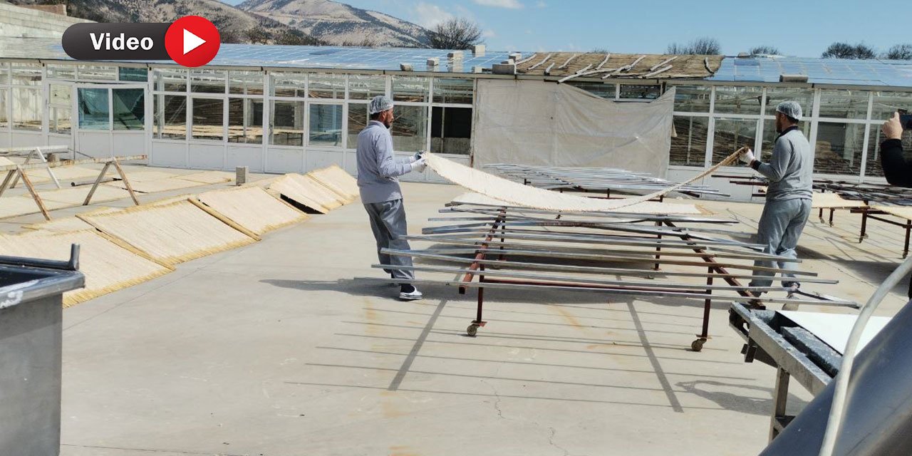 Deprem Bölgesi Kahramanmaraş'ta Tarhana Üretimi Başladı