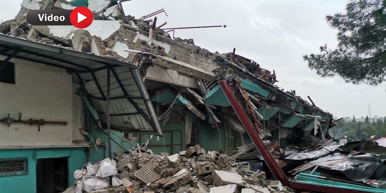 Kahramanmaraş'ta Depremde Hasar Görmüştü Kendiliğinden Çöktü