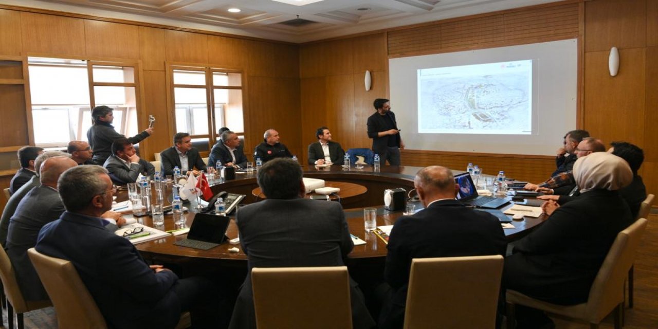 Güngör; Kahramanmaraş’ın Geleceği İçin Gece Gündüz Durmaksızın Çalışıyoruz