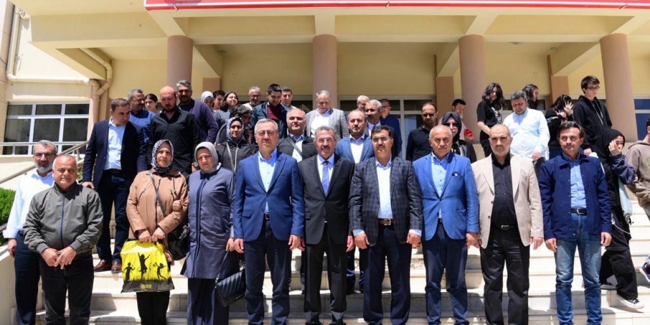 Kahramanmaraş’ta Depremde Hayatını Kaybedenler Dualarla Anıldı