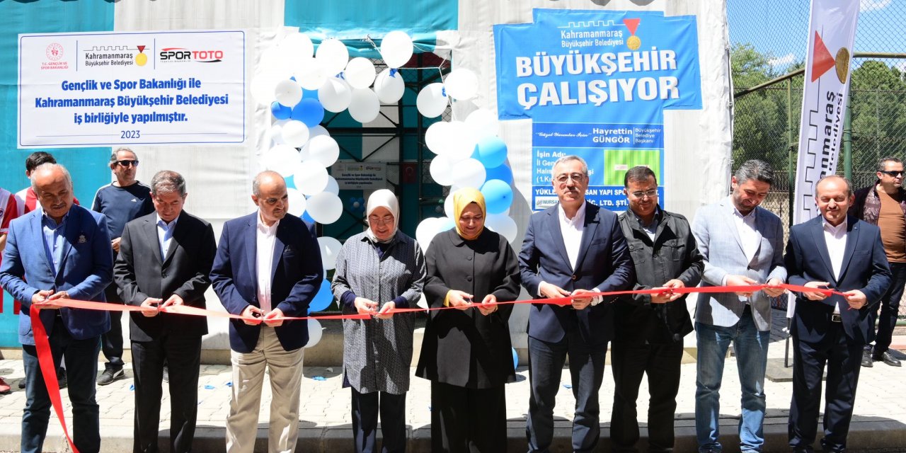 Kahramanmaraş’ta Yeni Halı Saha Gençlerin Hizmetine Sunuldu