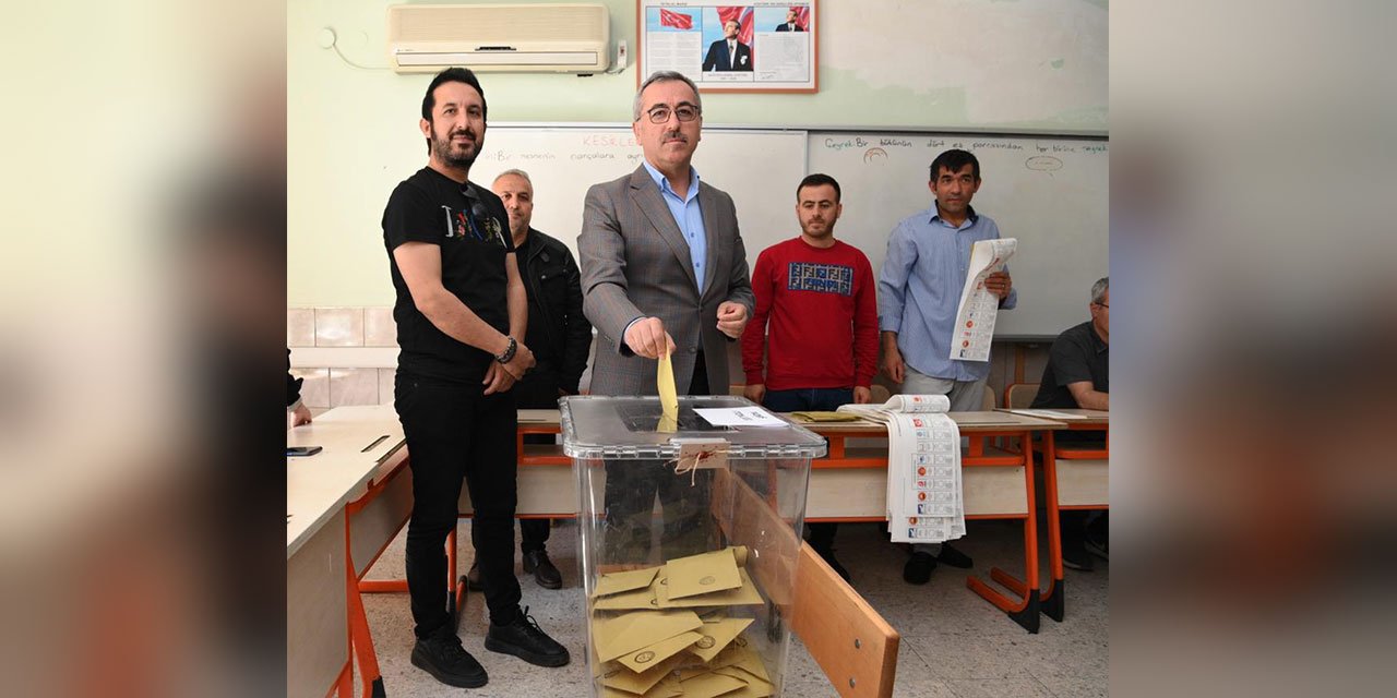 Hayrettin Güngör, Oyunu Kullandı