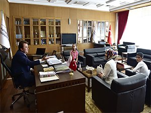 Minik öğrenciler Erkoç'u ziyaret etti