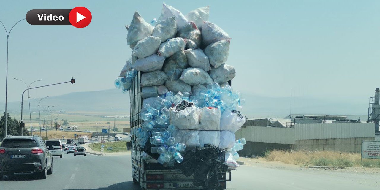Kahramanmaraş’ta Aşırı Yüklü Kamyon Trafikte Korkuttu