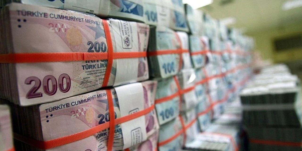 Bütçede Rekor Düzeyde Açık!