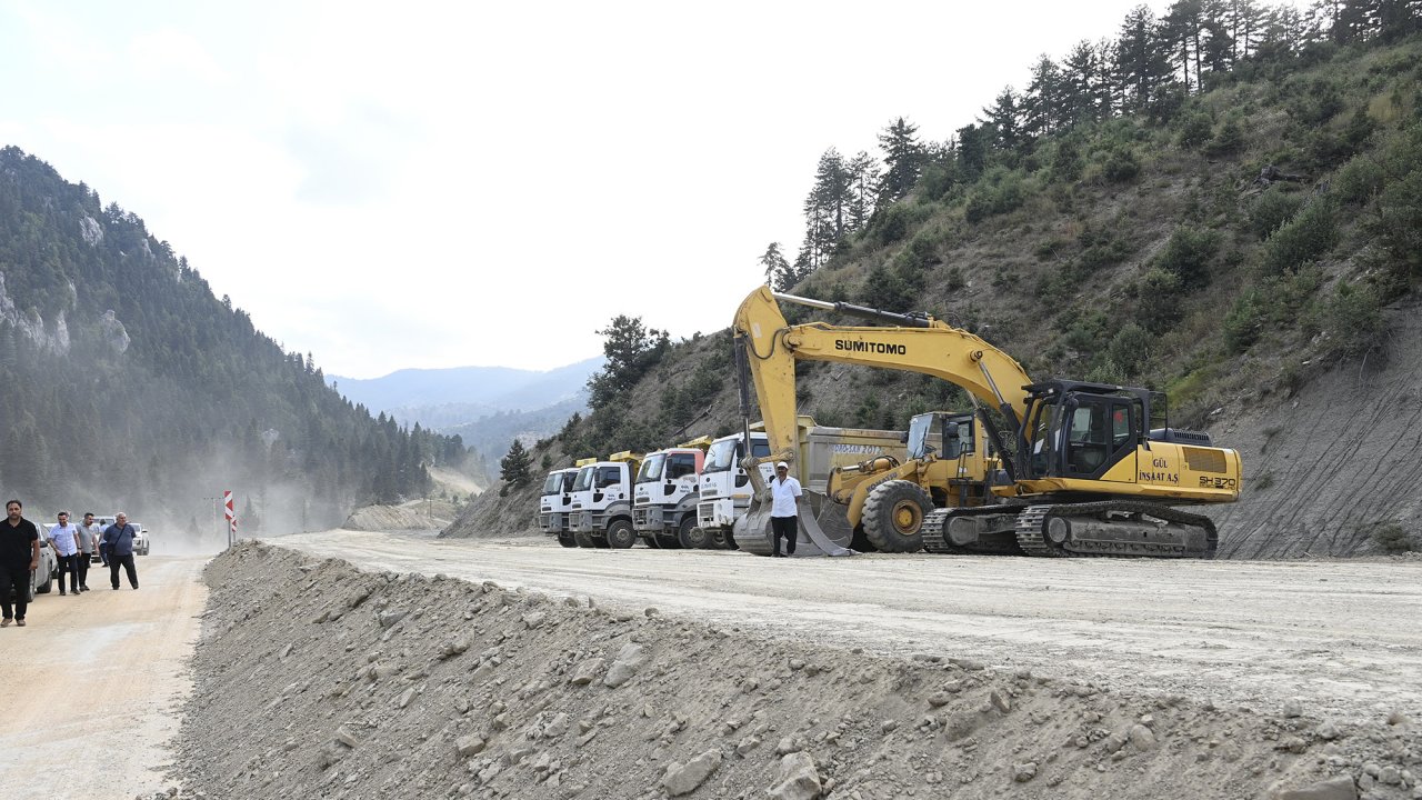 Kahramanmaraş'taki O Karayolu Karadeniz ve Akdeniz Arasında Dikey Koridor
