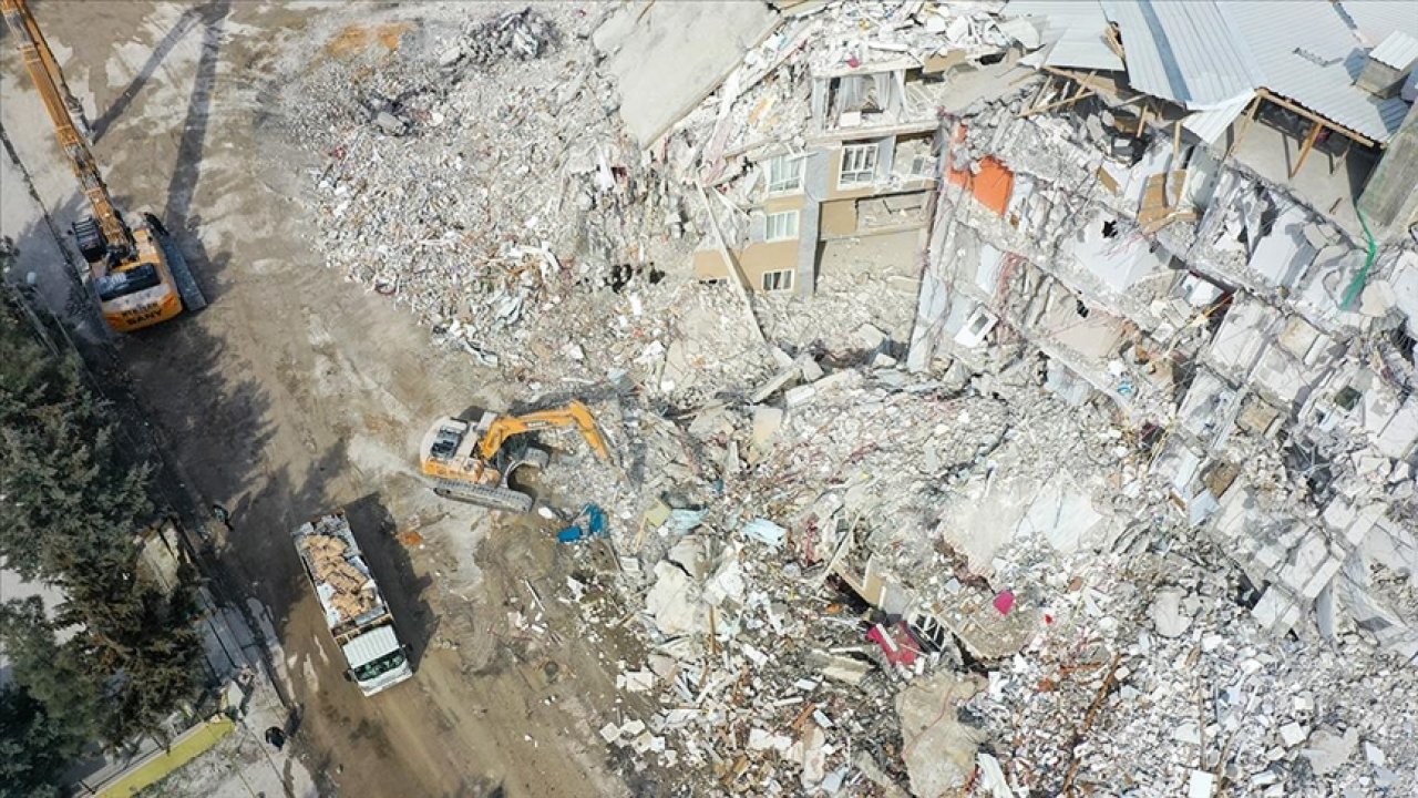 Kahramanmaraş Depremlerinde 26 Kişinin Öldüğü Binaya Sahte Belgelerle Yapı Ruhsatı Düzenlenmiş!