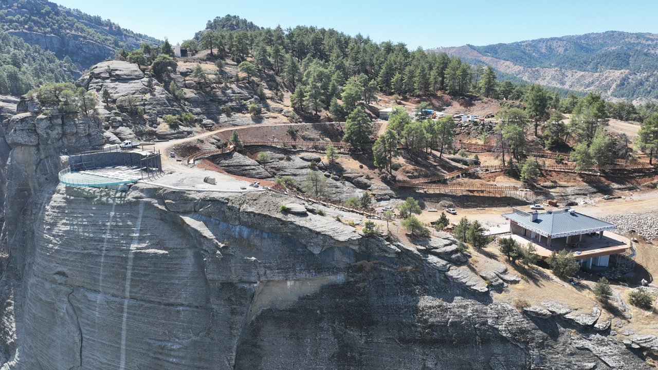 Kahramanmaraş'ın Yeni Gözdesi: Ali Kayası Turizm Tesislerinde Sona Yaklaşıldı!