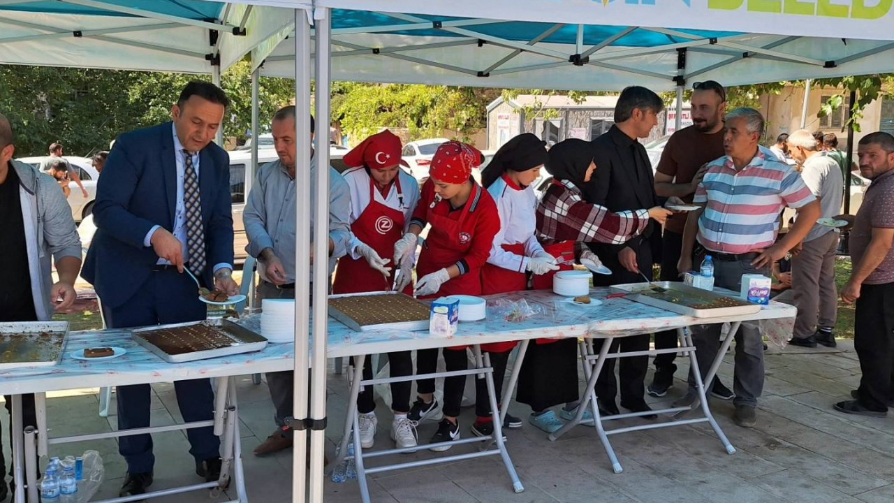 Kahramanmaraş'ta Mevlit Programı: Depremde Hayatını Kaybedenleri Unutmadık