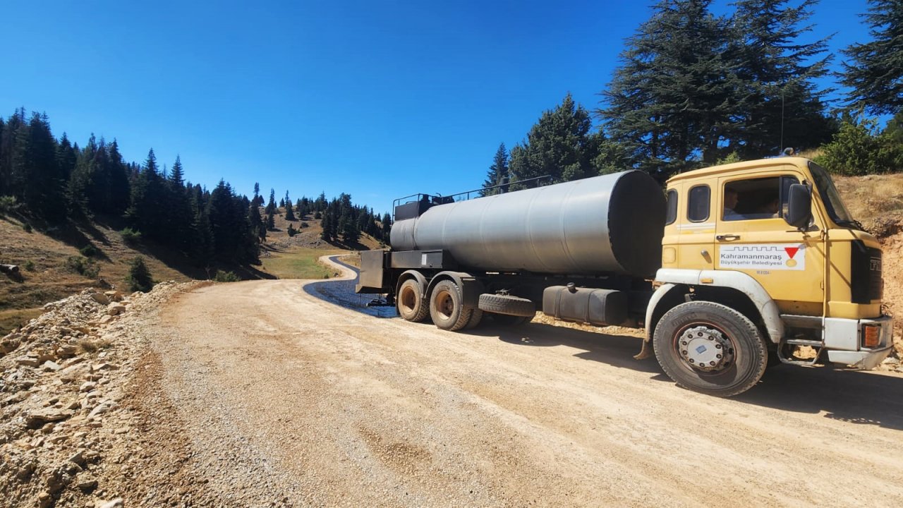 Kahramanmaraş'ta Sathi Asfaltla Yenilenen 3 Km'lik Yol!