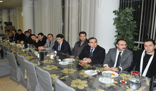 PERSONELLERLE SÖZLEŞME YENİLENDİPERSONELLERLE SÖZLEŞME YENİLENDİ