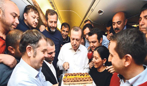 YENİ KABİNEDE BU İSİMLER KONUŞULUYOR