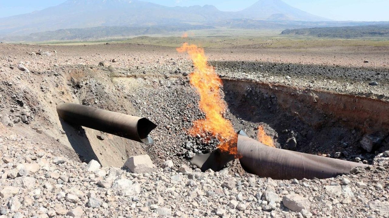 Altyapı Çalışması Sırasında Oluşan Doğal Gaz Patlaması: Hızlı Kurtuluş Hikayesi