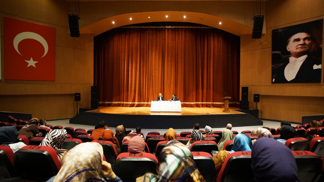 Kudüs'ün Işığında: Prof. Dr. Mehmet Emin Ay'dan Geleceğe Umut Dolu Mesajlar!