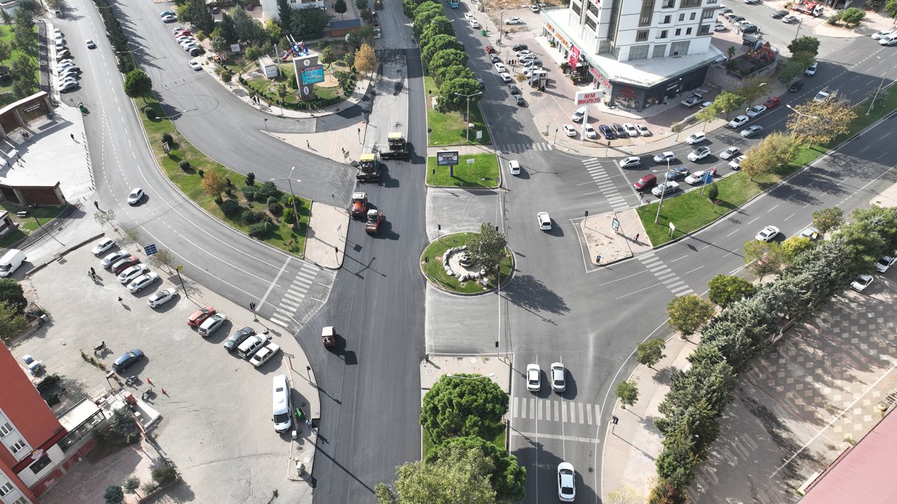 Kahramanmaraş'ta Yoğun Trafikte Yepyeni Bir Başlangıç: O Bulvar'da Asfalt Rüzgarı Esti!