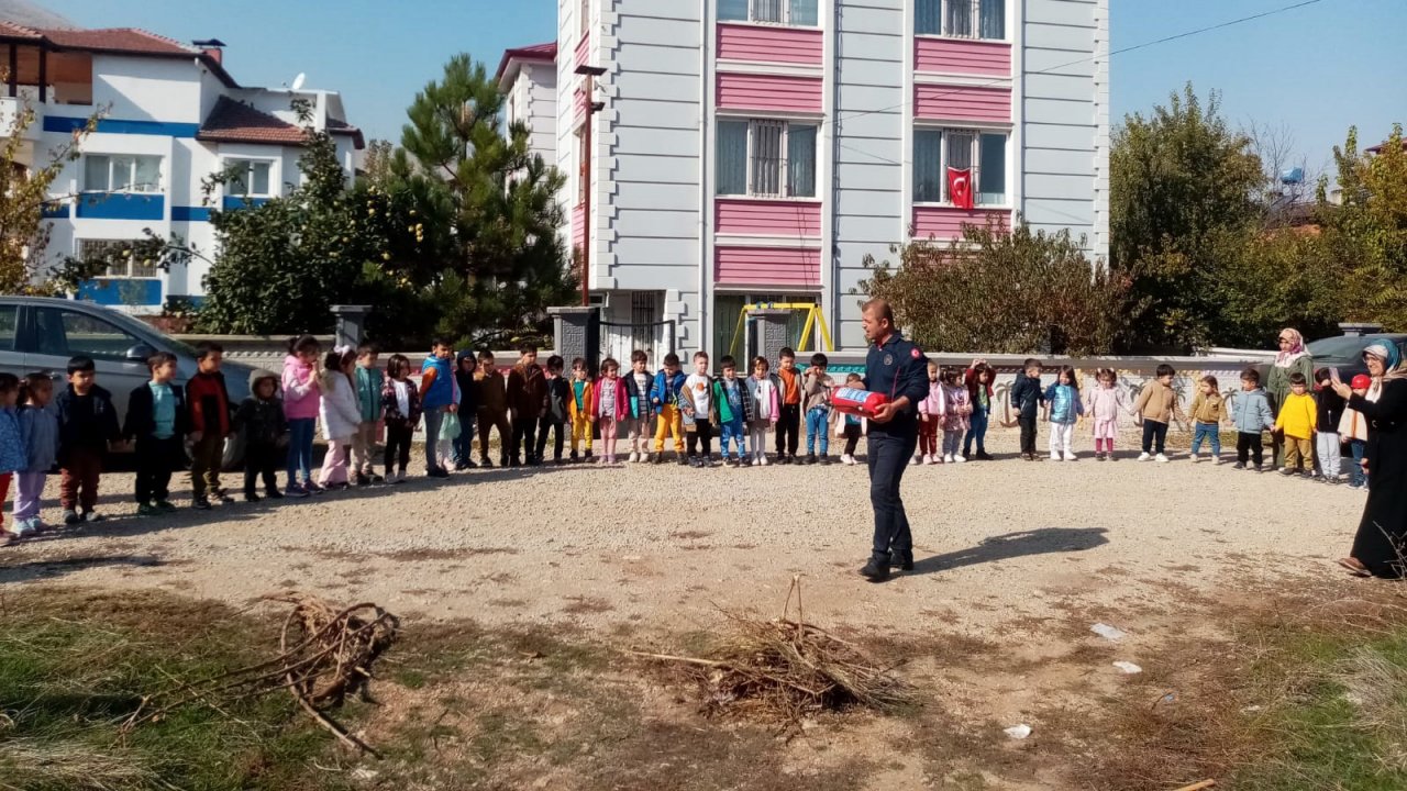 Kahramanmaraş'ta İtfaiye, Acil Durumlara Anında Müdahale Ediyor