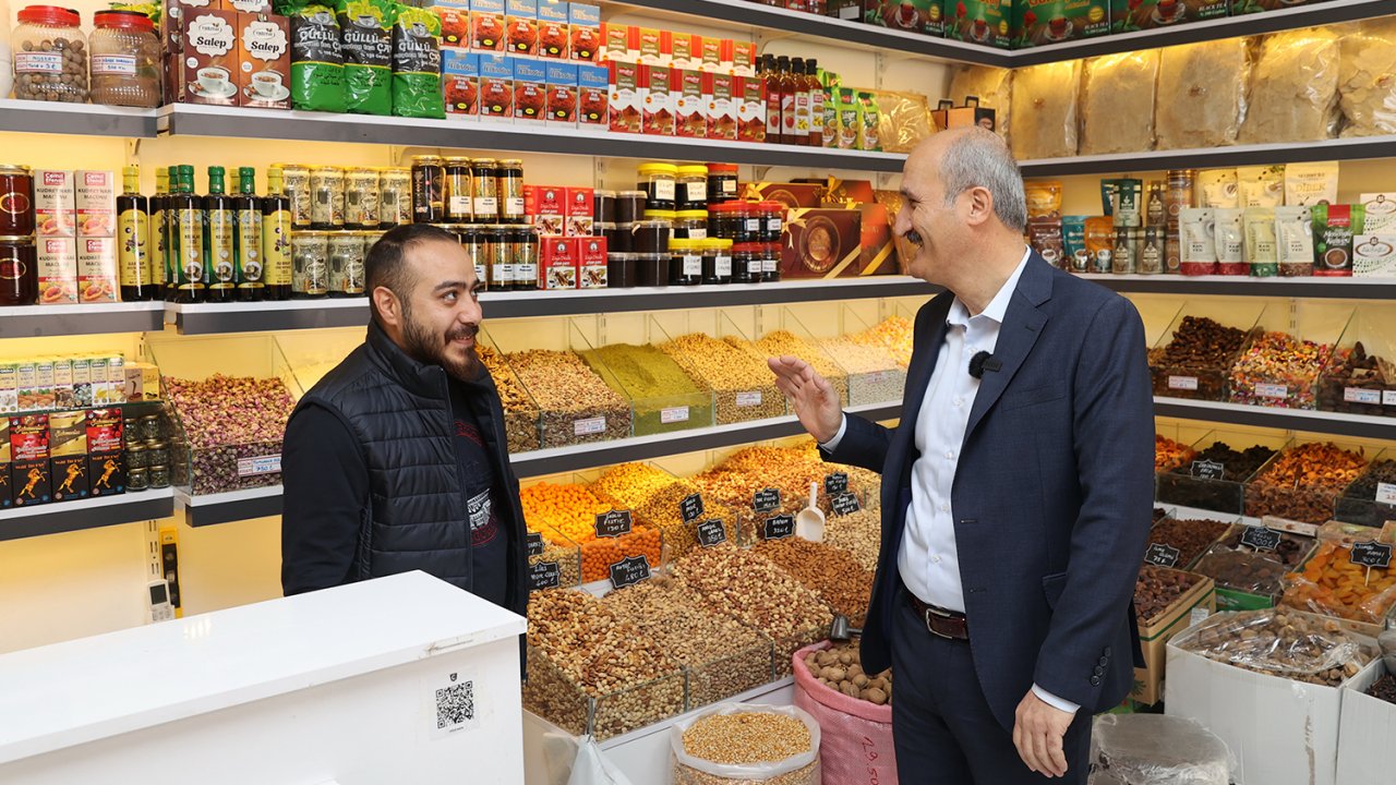 Dulkadiroğlu Belediye Başkanı Necati Okay, Konteyner Çarşı Esnafını Ziyaret Etti