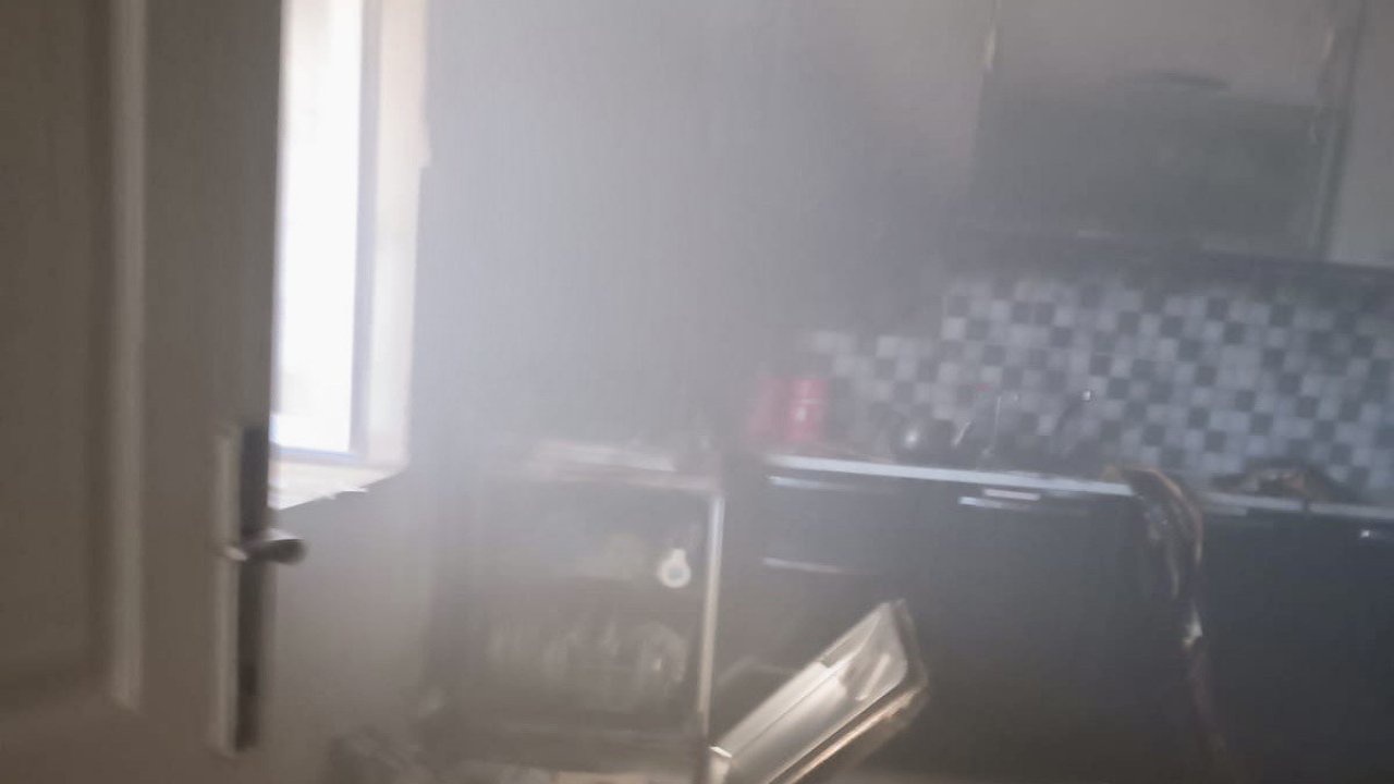 Kahramanmaraş'ta Konut Yangını: İtfaiyenin Anında Müdahalesi!