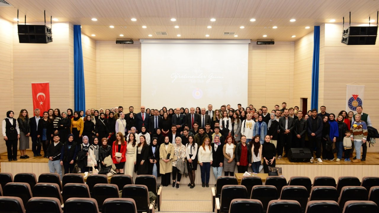 Kahramanmaraş'ta 24 Kasım Şöleni: Öğretmenlik Onuruna Kutlama