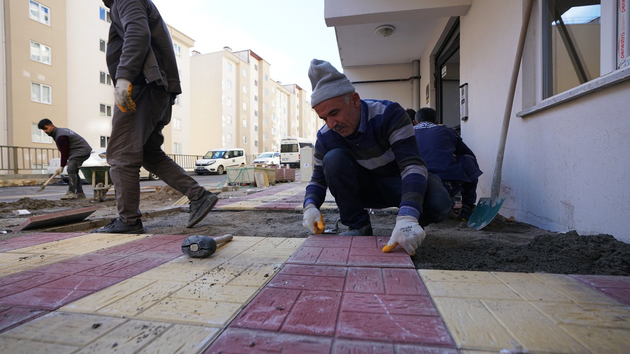 Kahramanmaraş'ta Yıldızevler Asfalt ve Üstyapı İle Yeniden Şekilleniyor!
