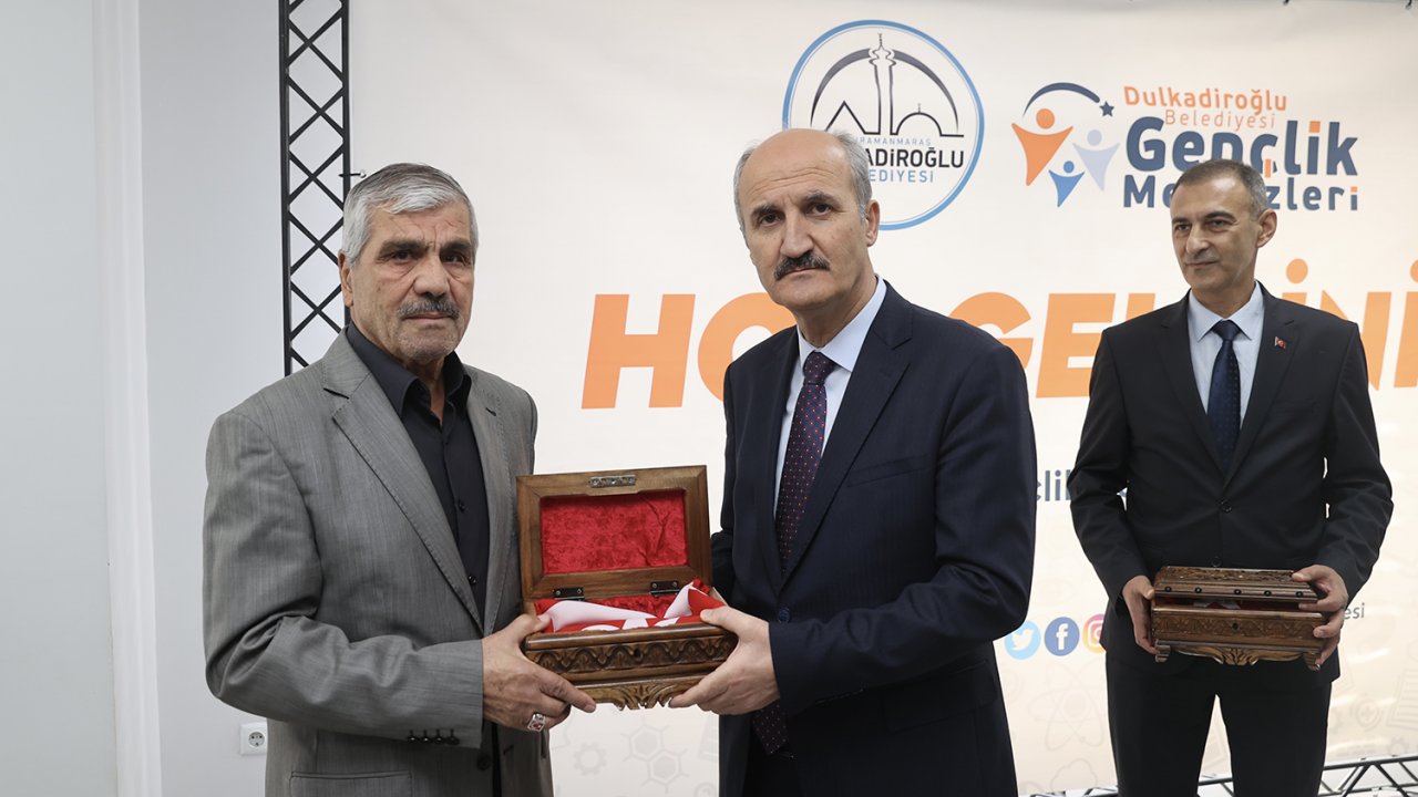 Dulkadiroğlu Belediye Başkanı, Öğretmenler Günü'nde Anlamlı Buluşma!