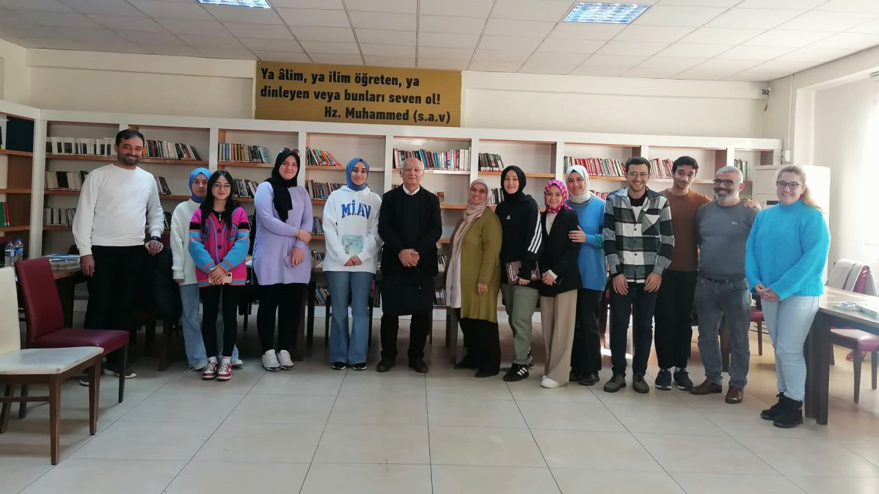 Kahramanmaraş'ın Kültür Rüzgarı: Usta Yazarlarla Kütüphane Sohbetleri
