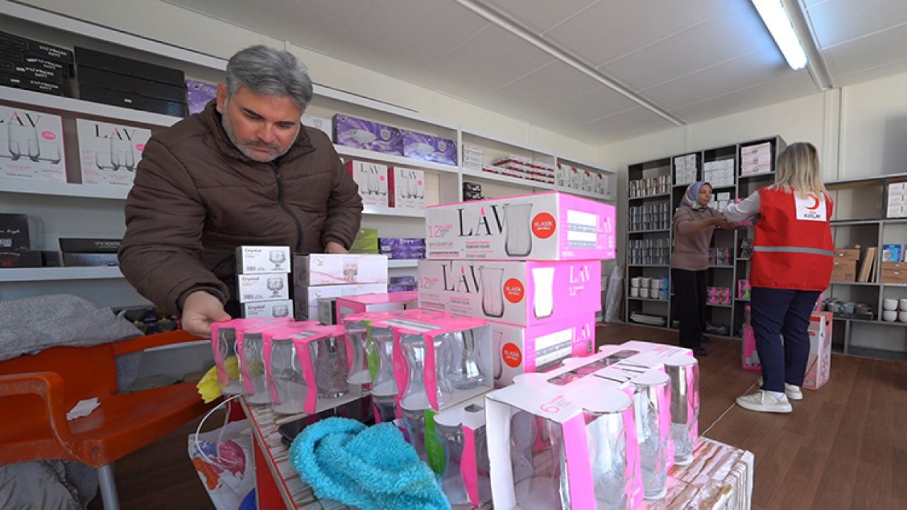 25 Milyon Lira Destek! Türk Kızılaydan 607 Depremzede Esnafa Destek