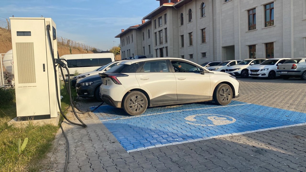 20 Dakikada Tam Güç: Kahramanmaraş'ın En Hızlı Elektrikli Şarj İstasyonu