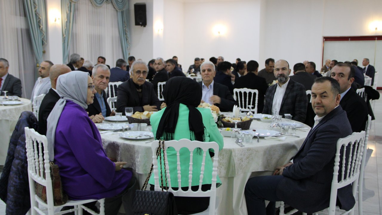 Kahramanmaraşlı Bürokrat ve Akademisyenlerin Ankara Buluşması