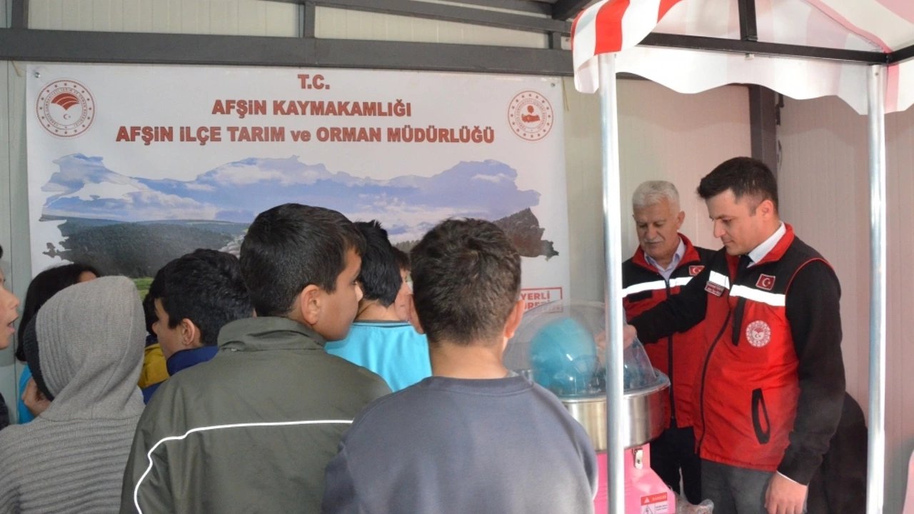 Kahramanmaraş'ta Yerli Malı Haftası Coşkusu: Depremzedelere Yerli Lezzetler İkram Edildi