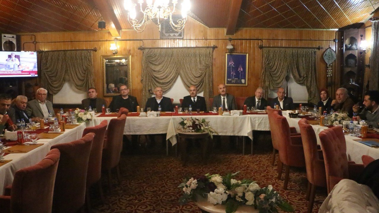 Kahramanmaraş'ta Depremi En Dokunaklı Anlatan Yazarlar Ödüllendirildi