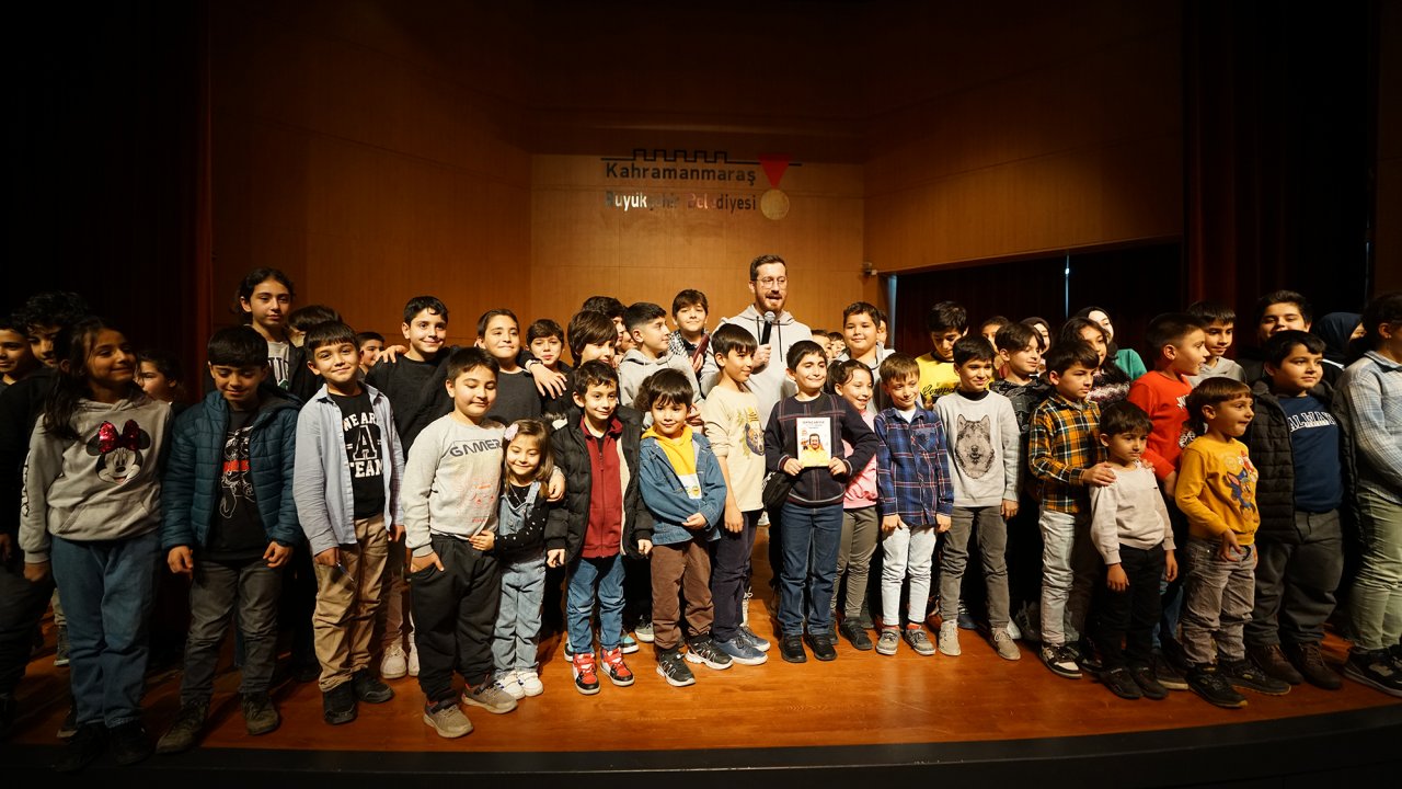 Sertaç Abi ile Oyun Dünyasına Yolculuk: Çocukların Keyif Dolu Anları!