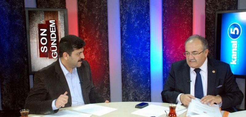 SALİM USLU: BİRİLERİ İNSANLARIN KILIK KIYAFETİYLE UĞRAŞTI