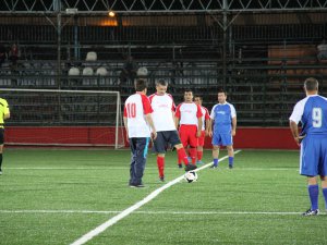 Yenilenen Batıpark'ta ilk maçı bakın kimler yaptı!