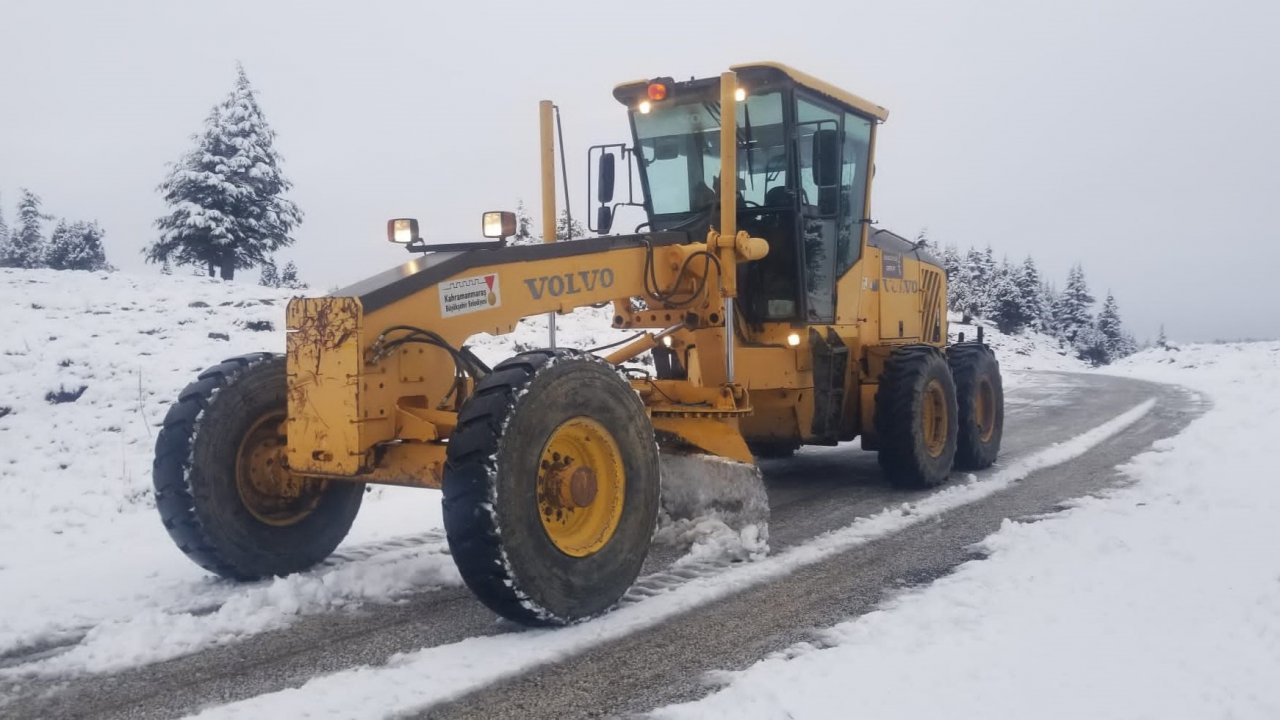 Kar Yağışına Anında Müdahale: Kahramanmaraş Göksun Yolları Açık Tutuluyor!
